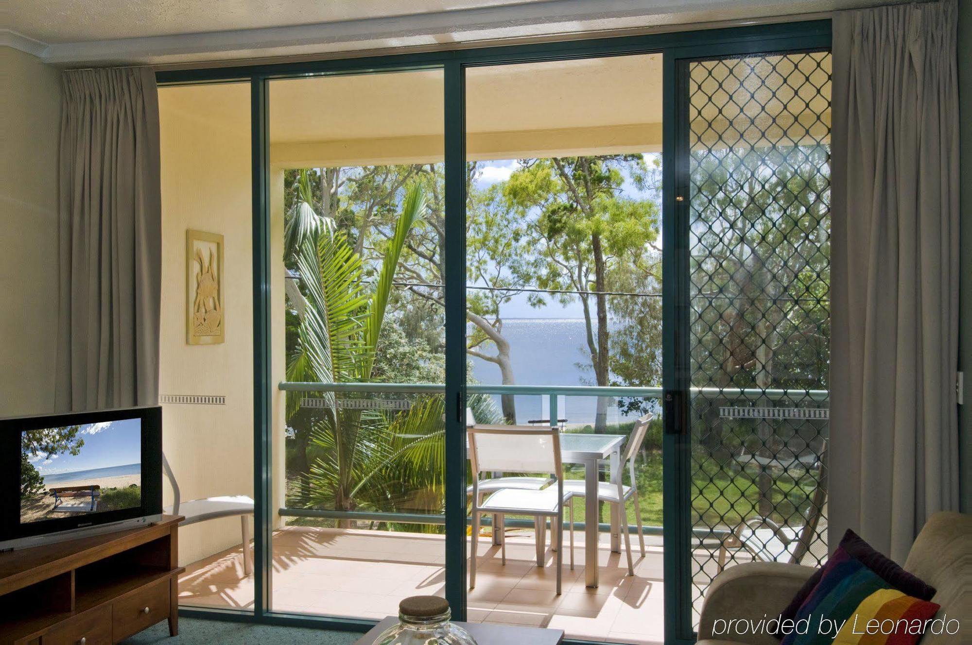 Shelly Bay 4*